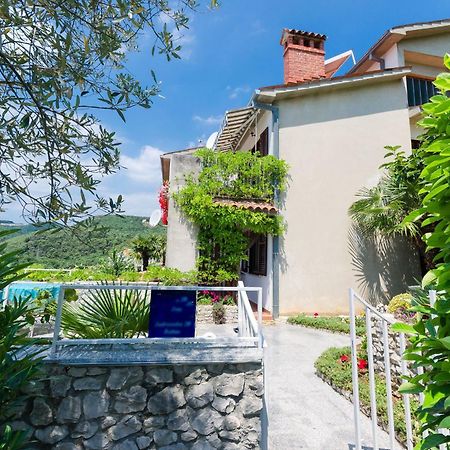 Apartments Mandica Rabac Εξωτερικό φωτογραφία
