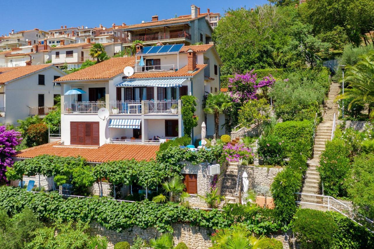 Apartments Mandica Rabac Εξωτερικό φωτογραφία