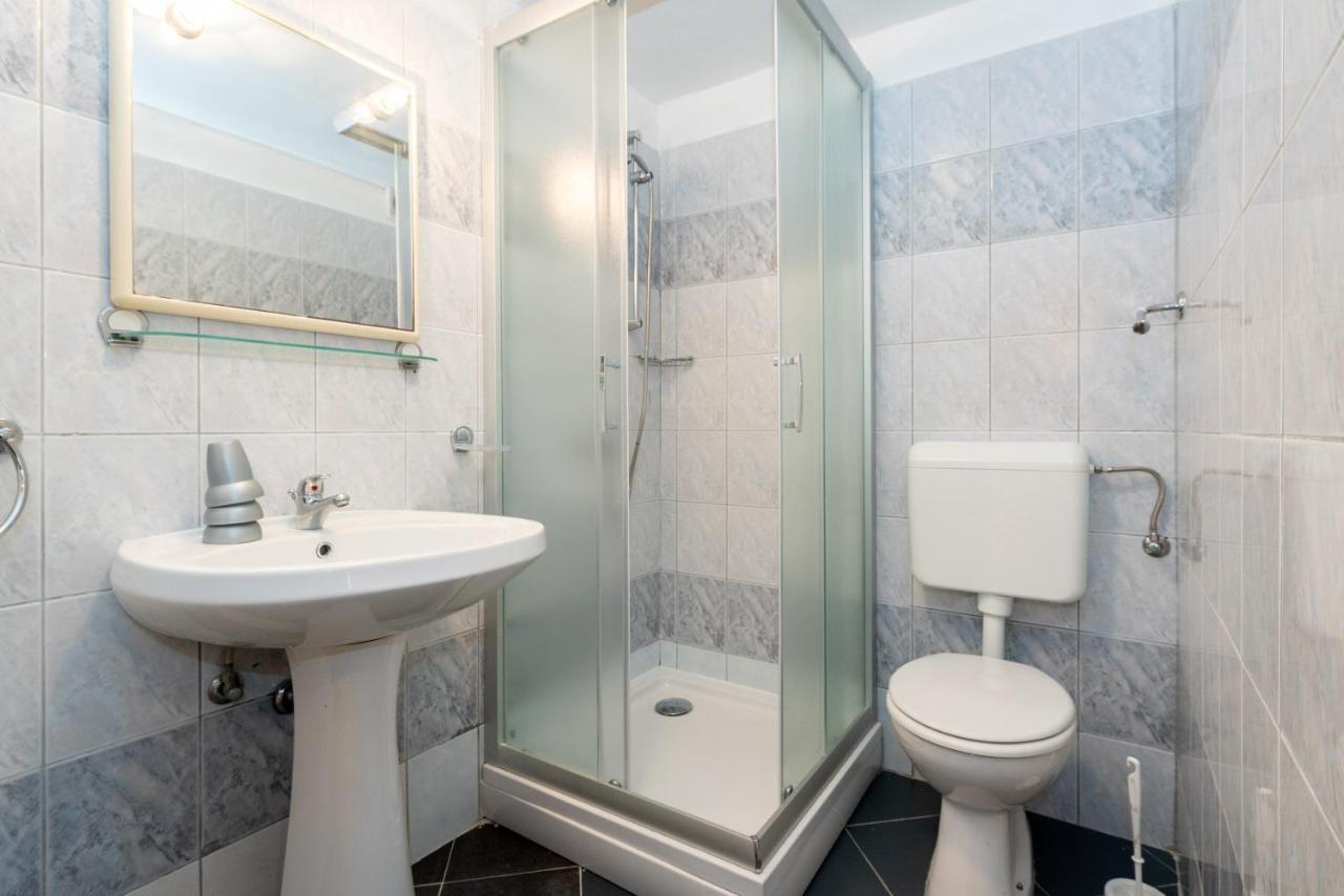 Apartments Mandica Rabac Εξωτερικό φωτογραφία
