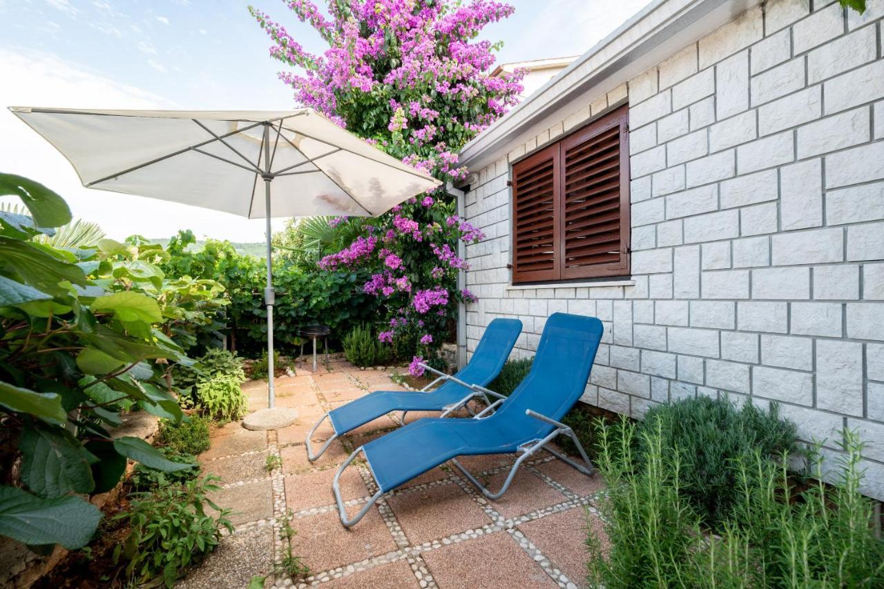 Apartments Mandica Rabac Εξωτερικό φωτογραφία