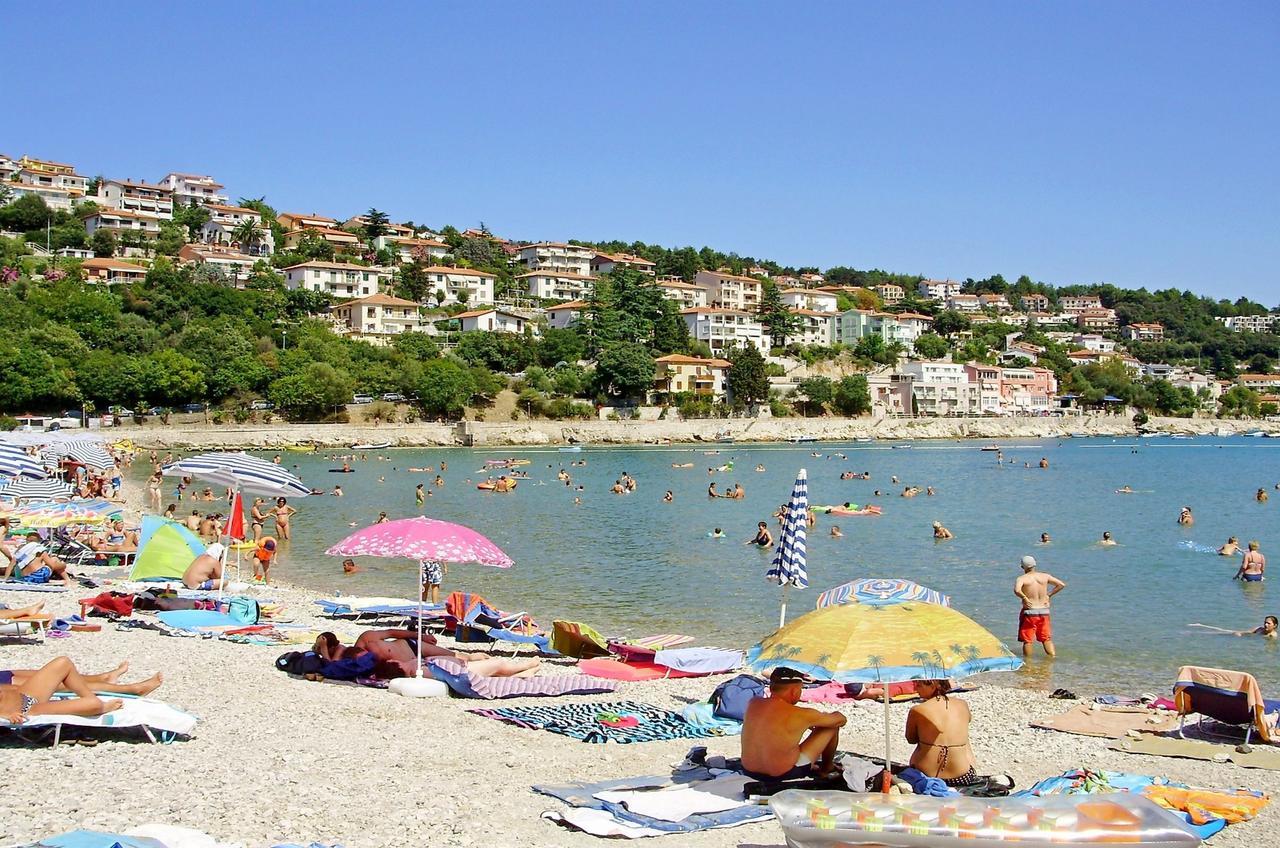 Apartments Mandica Rabac Εξωτερικό φωτογραφία